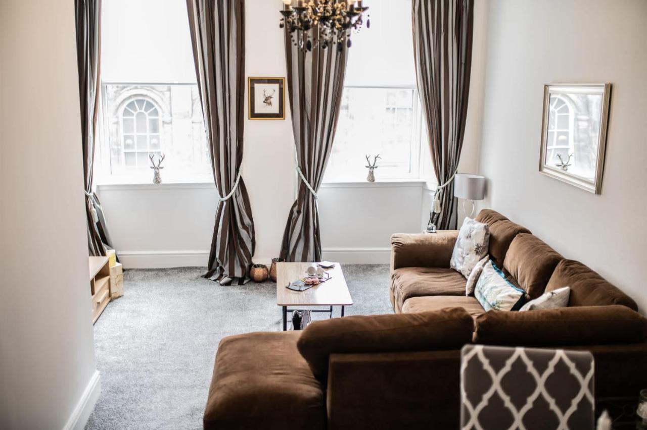 Rose Apartment 2-Bed Town Centre Apartment In Ayr Dış mekan fotoğraf