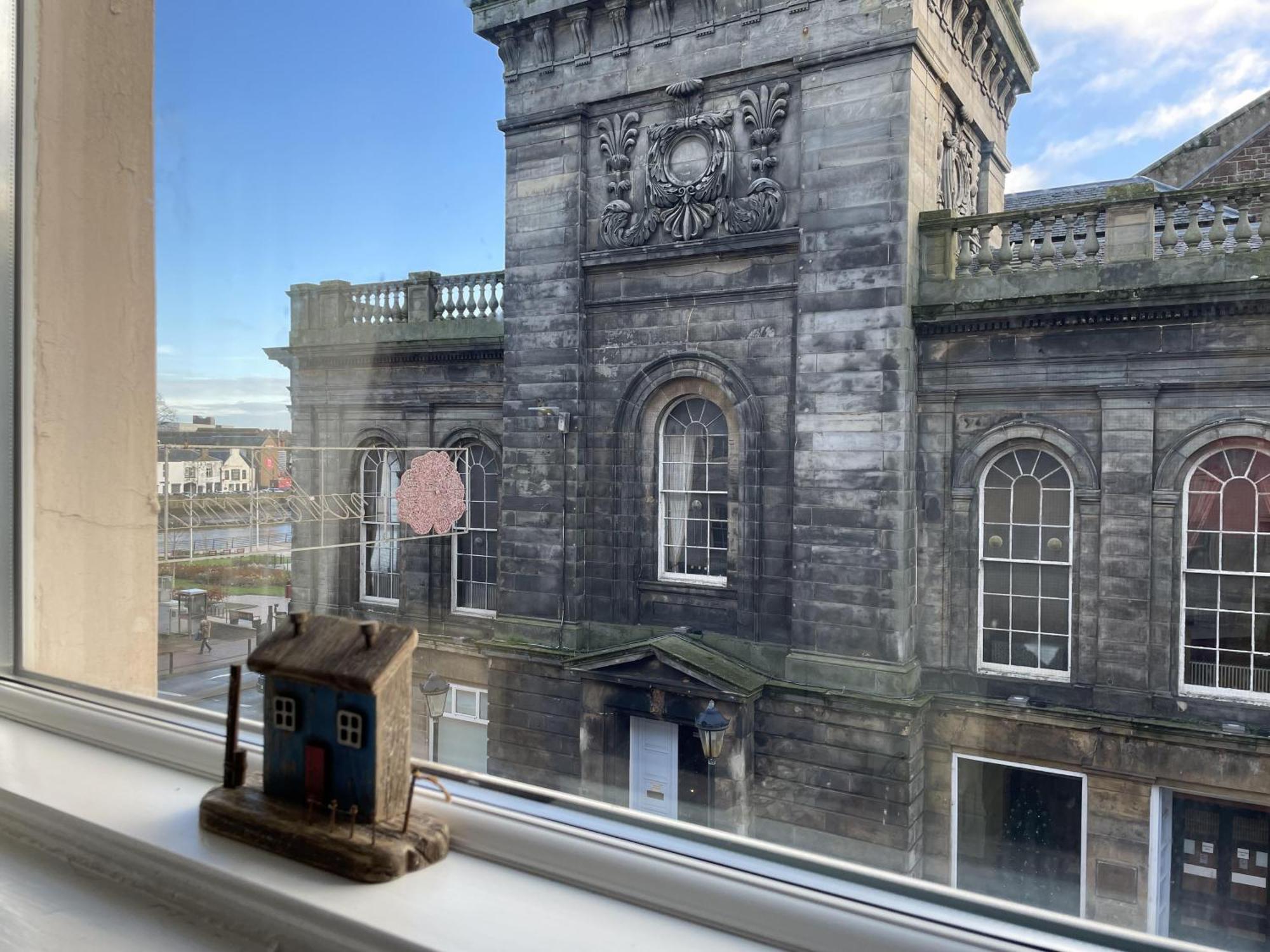 Rose Apartment 2-Bed Town Centre Apartment In Ayr Dış mekan fotoğraf